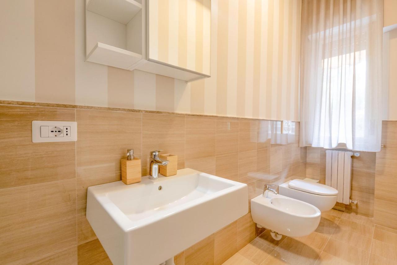 City Gate - Luxury Suites Μπάρι Εξωτερικό φωτογραφία