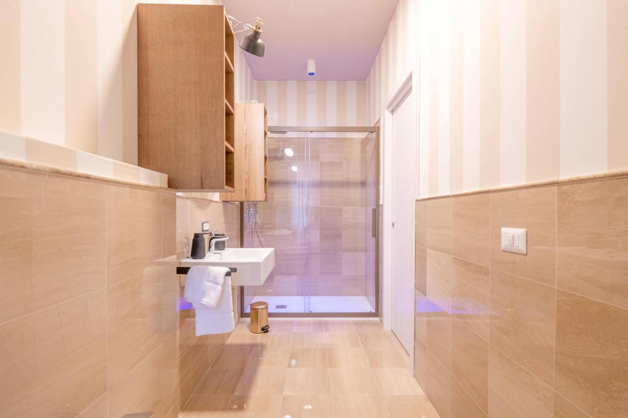 City Gate - Luxury Suites Μπάρι Εξωτερικό φωτογραφία