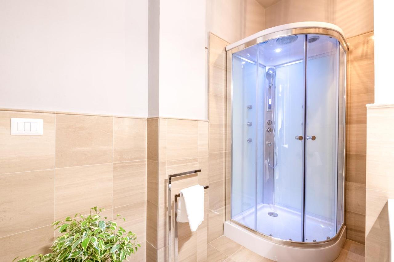 City Gate - Luxury Suites Μπάρι Εξωτερικό φωτογραφία
