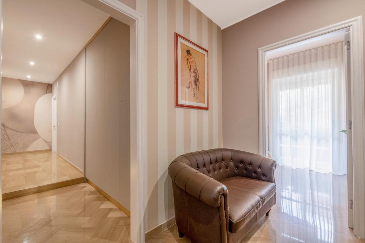 City Gate - Luxury Suites Μπάρι Εξωτερικό φωτογραφία
